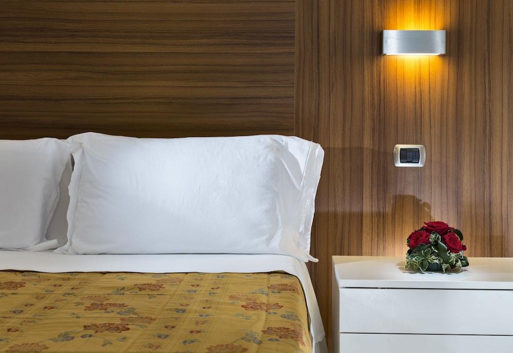 Hotel Parigi Bibione Exterior photo