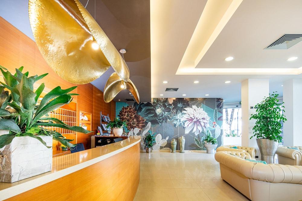 Hotel Parigi Bibione Exterior photo