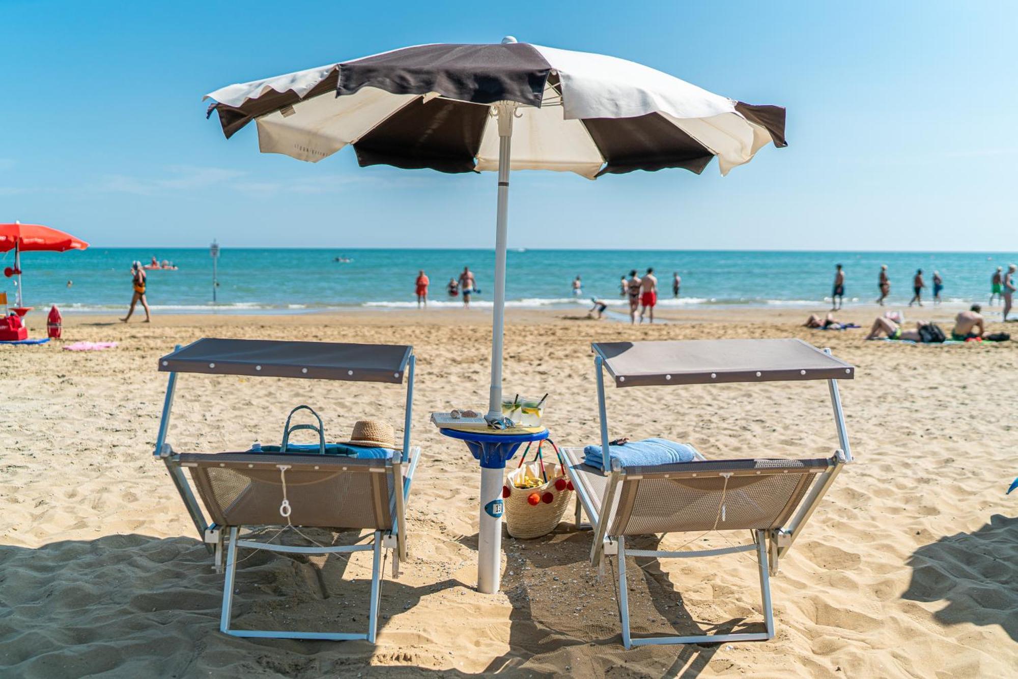 Hotel Parigi Bibione Exterior photo