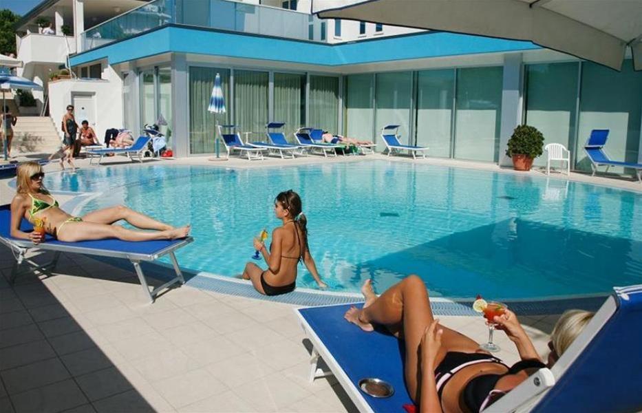 Hotel Parigi Bibione Exterior photo