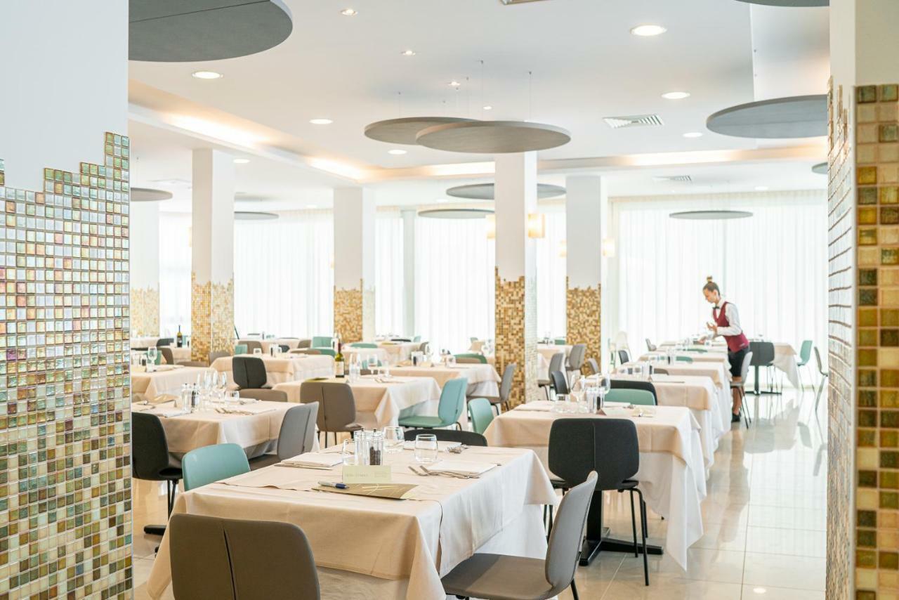Hotel Parigi Bibione Exterior photo