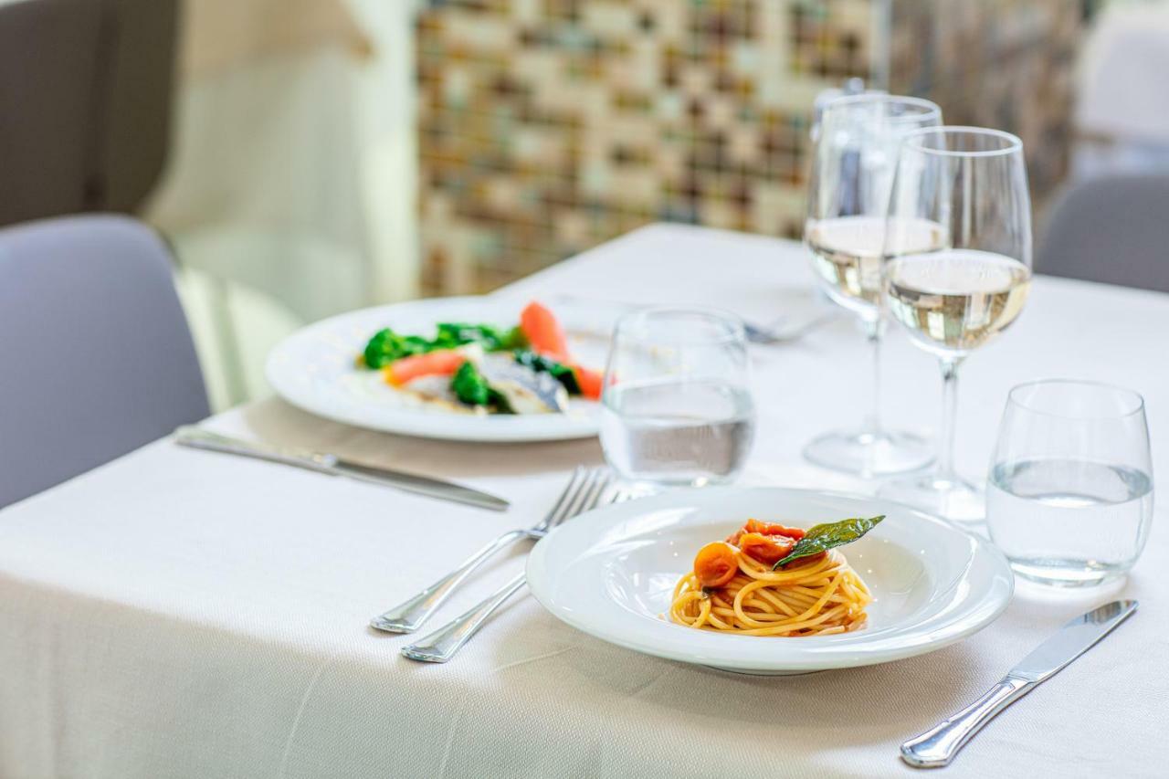 Hotel Parigi Bibione Exterior photo